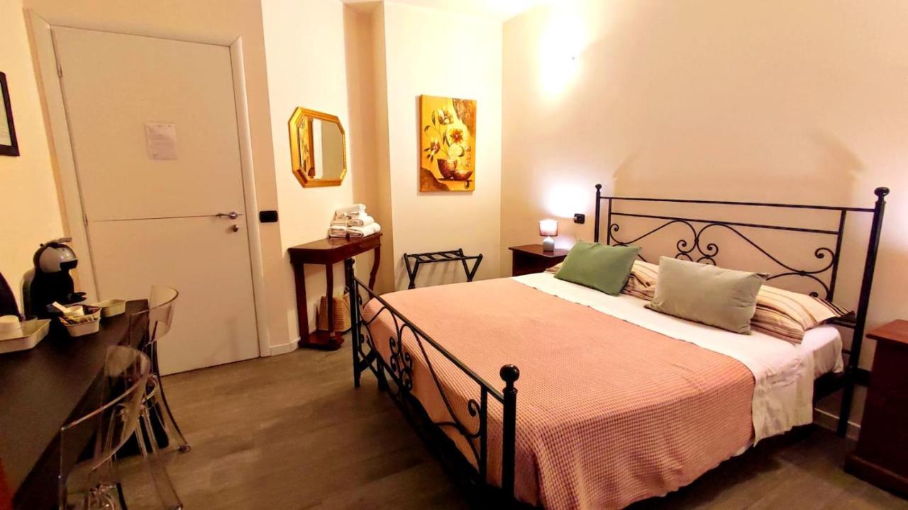 Bed and Breakfast Il Sole Di Baggio à Milan Extérieur photo